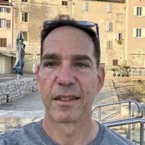 Profile photo of Howard Hiton
