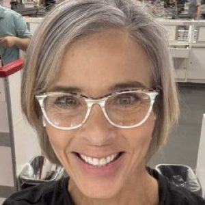 Profile photo of Laura