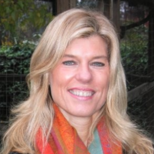 Profile photo of Leslie